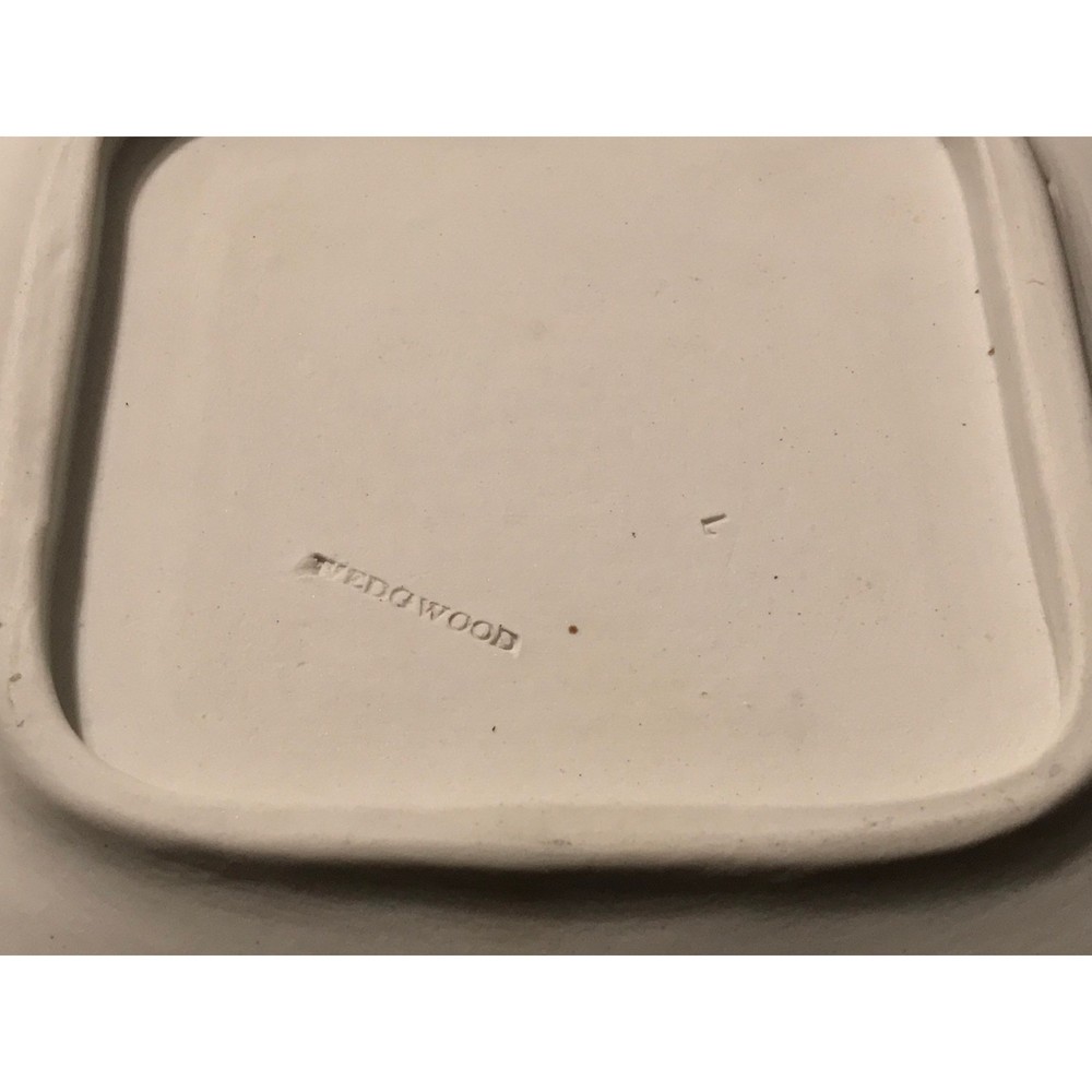 Antique 1878 Wedgwood Cobalt Blue Jasperware Large Plate Sacrifice Figures - Picture 6 of 7